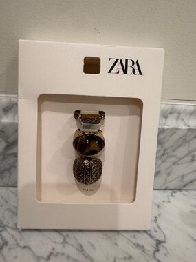 ZARA Brown Stone and Ornate Gold-Tone Ring Set